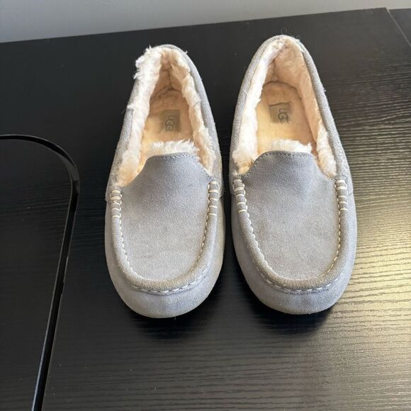 UGG Ansley Light Grey ll, Women’s 9 or 40 - Picture 6 of 11